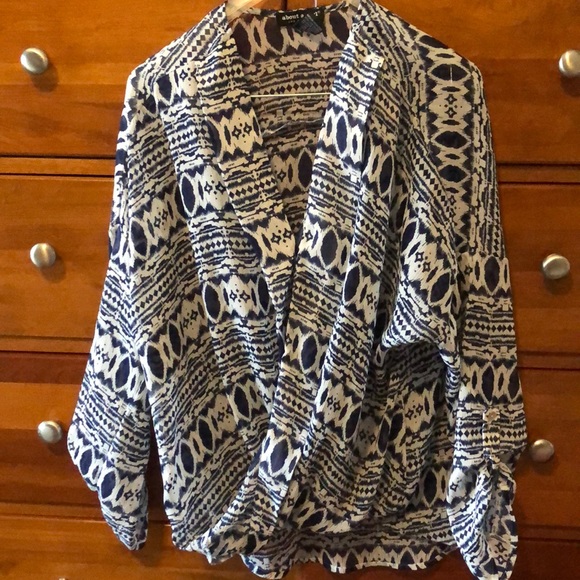 Blouse - Picture 1 of 2